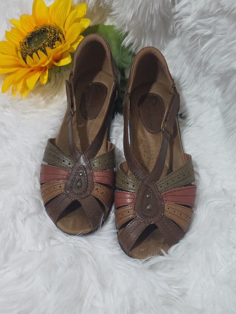 Earth Origins Brown Multi-Accent Leather Sandals